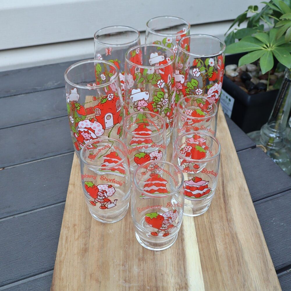 Vintage 1980 american greetings strawberry shortcake drinking glasses set of 10